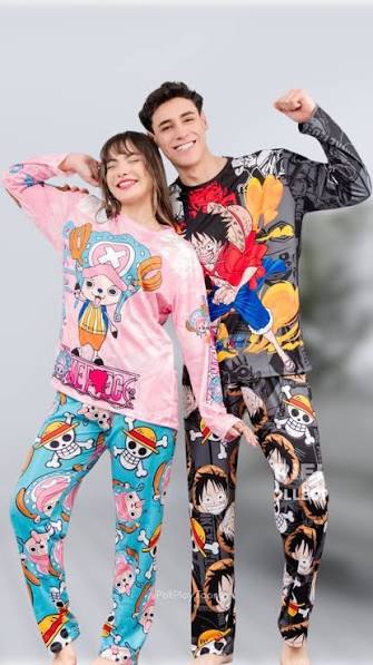 <em>Camila & Toto</em>